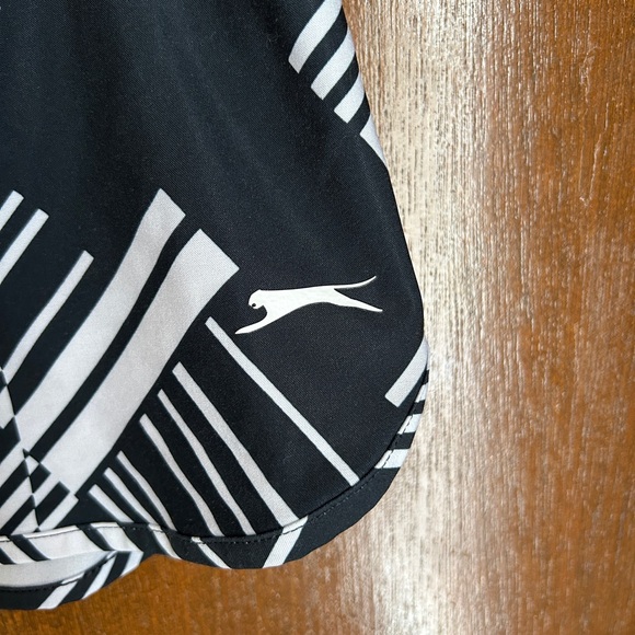 Slazenger Women’s Lite Bright Collection Printed Pull on Golf Skort - Picture 5 of 6